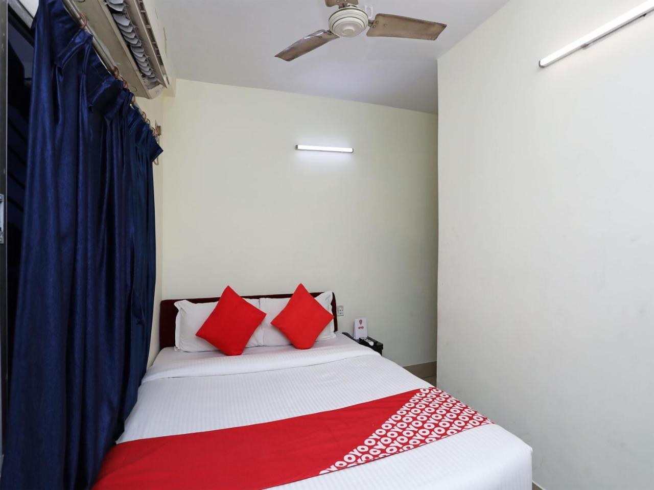 Oyo 13906 Vinita Inn Santragachi 外观 照片