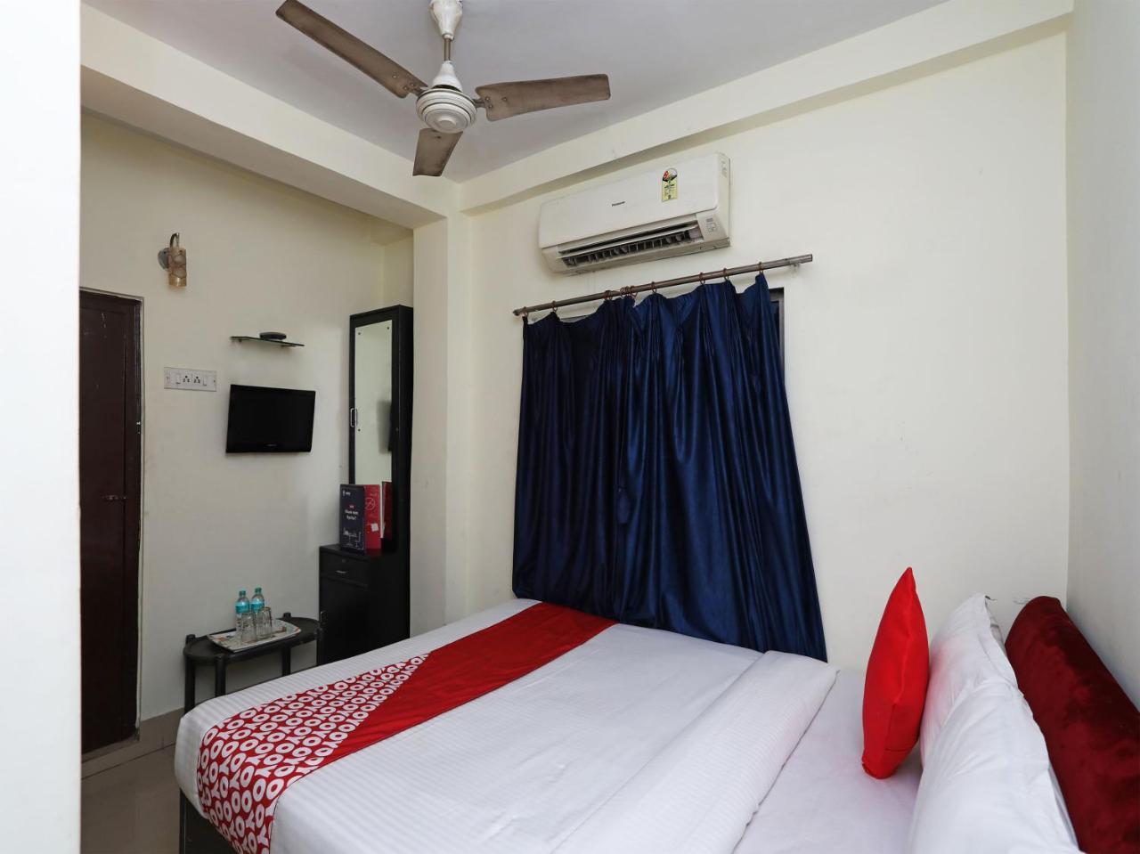 Oyo 13906 Vinita Inn Santragachi 外观 照片